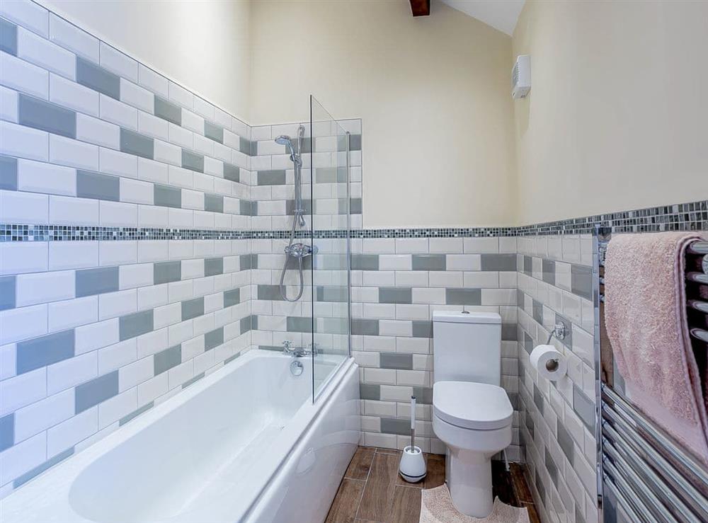 Bathroom at Woodlands Clough in Don View, near Dunford Bridge, South Yorkshire