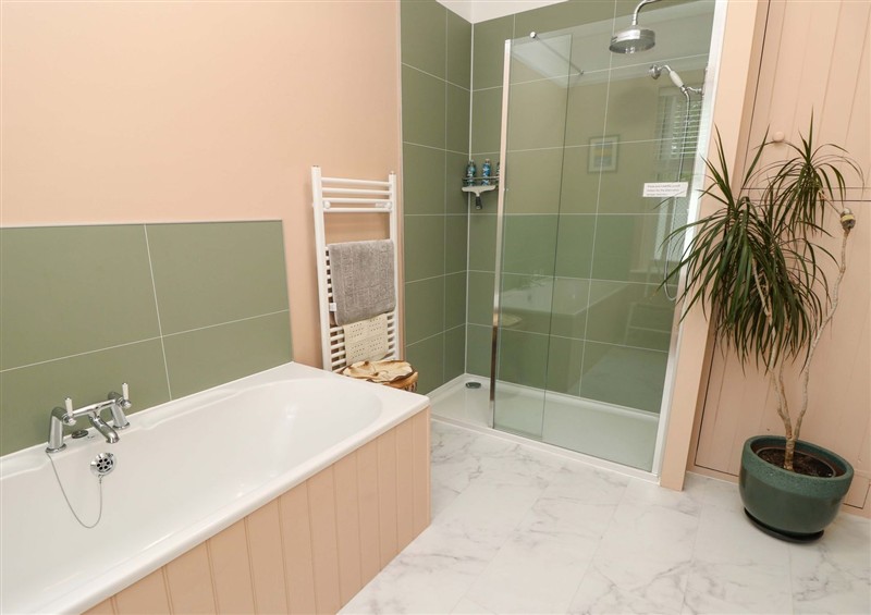 Bathroom at Woodlands, Freshwater