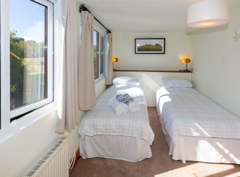 Pretty twin bedroom at Woodlands in Langford Budville, near Wellington, Somerset