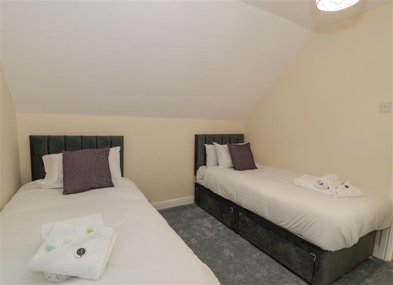 One of the bedrooms (photo 2) at Woodlands Retreat, Llanfwrog near Ruthin