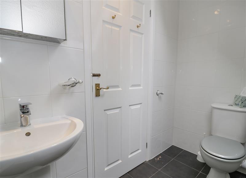 This is the bathroom (photo 3) at Woodlands Retreat, Llanfwrog near Ruthin