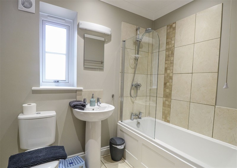 This is the bathroom at Woodlark, Docking