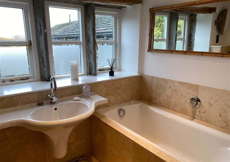 Bathroom at Woodlea Cottage, Almondbury