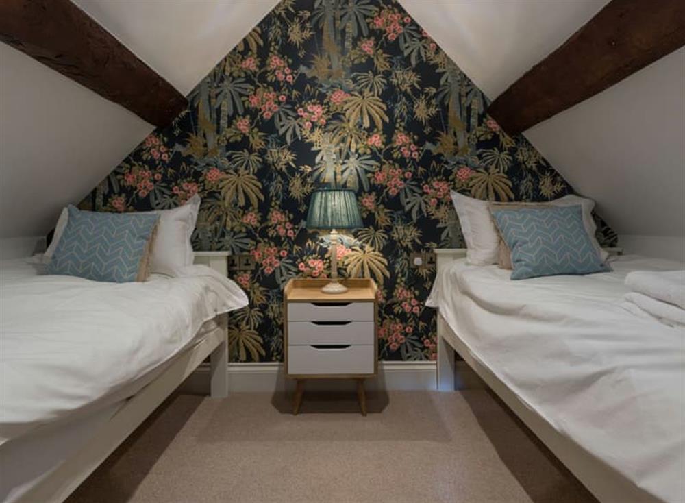 Twin bedroom at Woodlet Cottage in Ashwell, England