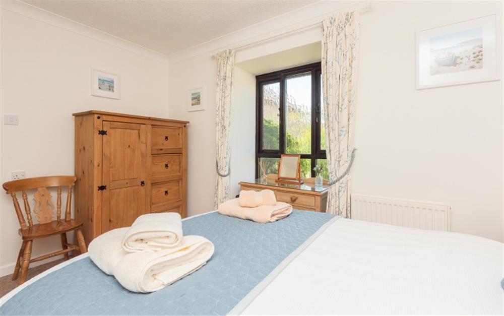 Double bedroom  at Woodpecker Barn in Woodleigh