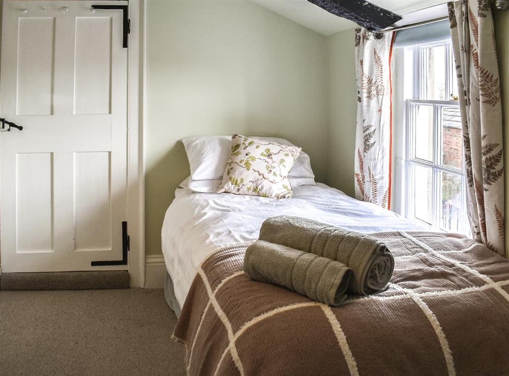 Twin bedroom (photo 2) at Woodpecker Cottage in Bretton, near Holmfirth, West Yorkshire