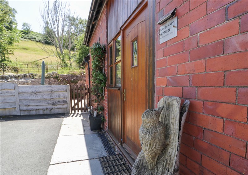 Outside (photo 2) at Woodpecker Cottage, Llangollen