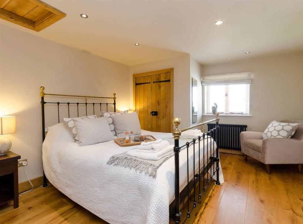 Double bedroom at Woodpecker Lodge in near Carsington, Derbyshire
