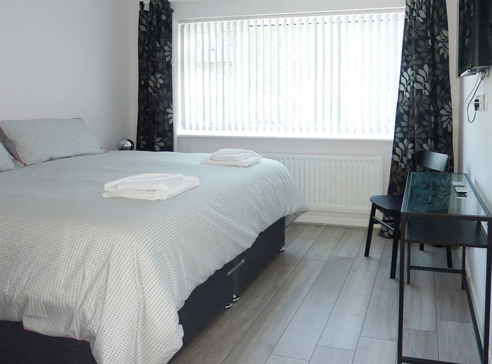Double bedroom at Woodside in Mudeford near Christchurch, Dorset