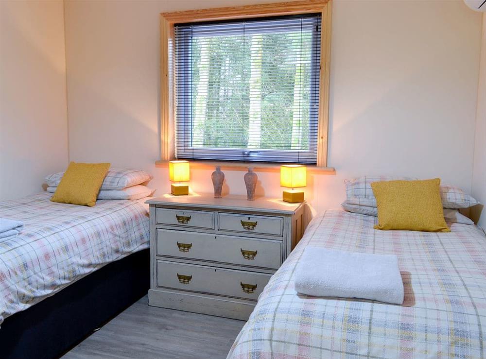 Twin bedroom at Woodview in Lochanhead, Beeswing, Dumfriesshire