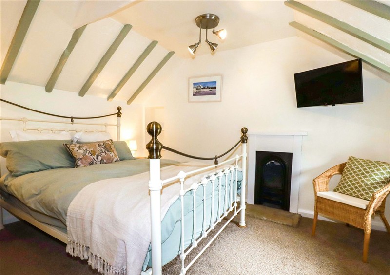 A bedroom in Woodview at Woodview, Sandplace near Looe