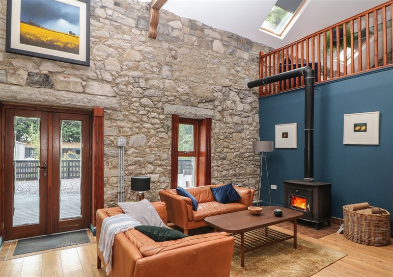 The living area at Woodville Lodge, Rhode