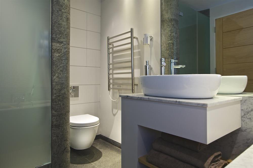 Family bathroom with bath and shower (photo 2) at Woodwell in , Salcombe
