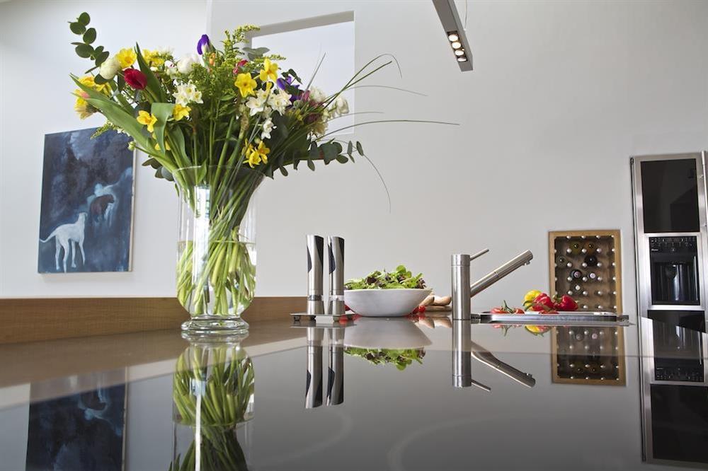 The bespoke, luxury Bulthaup kitchen makes self-catering a pleasure (photo 6) at Woodwell in , Salcombe