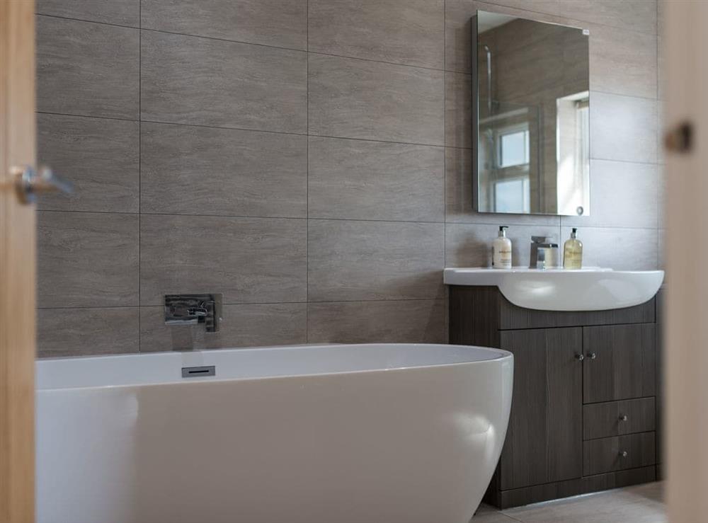 Bathroom with shower at Woodys Top in Ruckland, near Louth, Lincolnshire