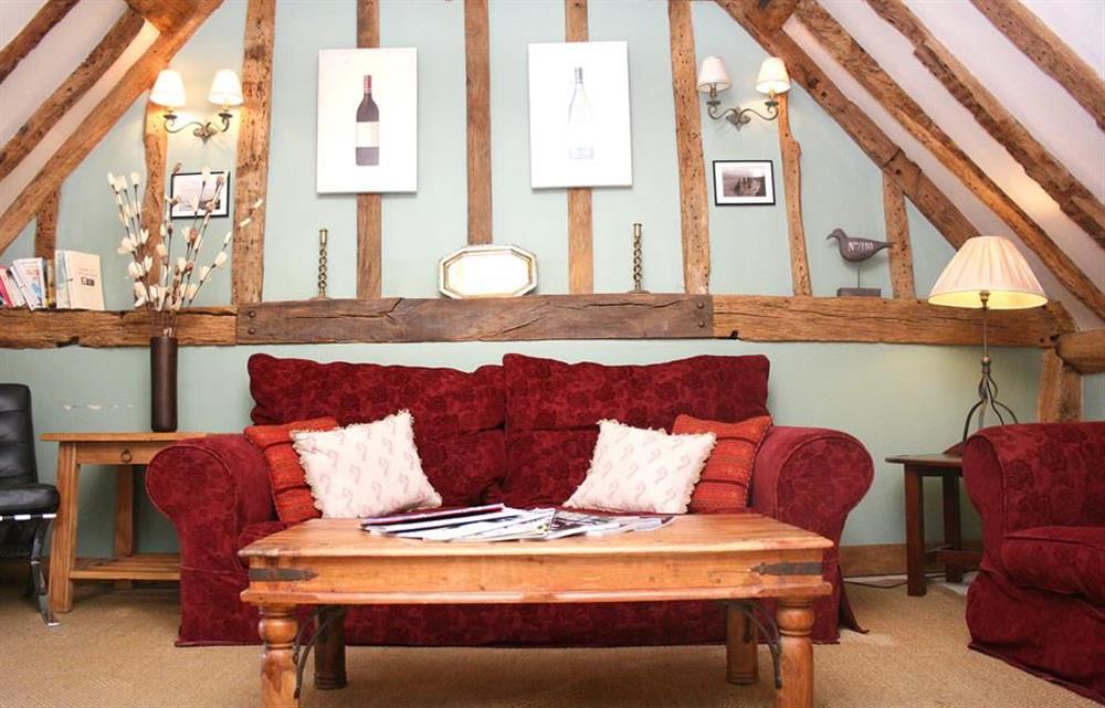 Living room (photo 2) at Woolhouse Barn, Hunton, Kent