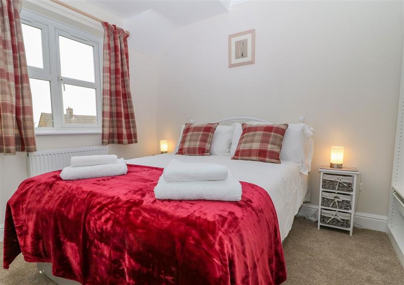 One of the 2 bedrooms at Woolpack Cottage, Stow-On-The-Wold
