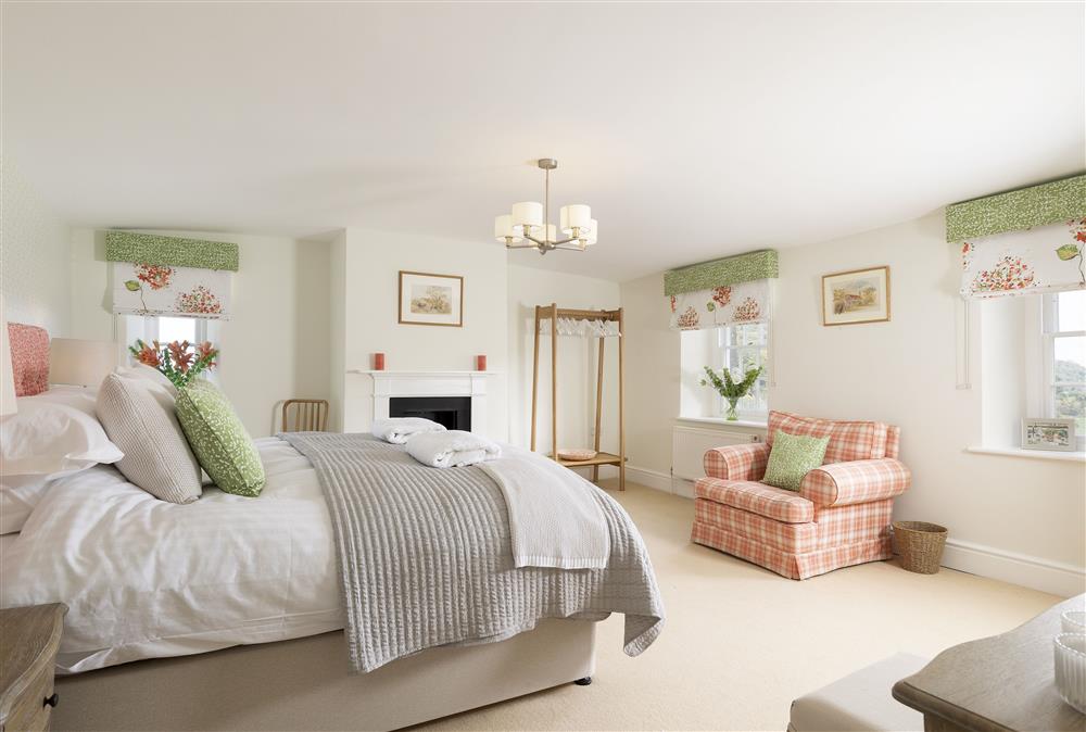 Anjou with 6’ super-king size bed at Wormsley Grange and Cottage, Hereford