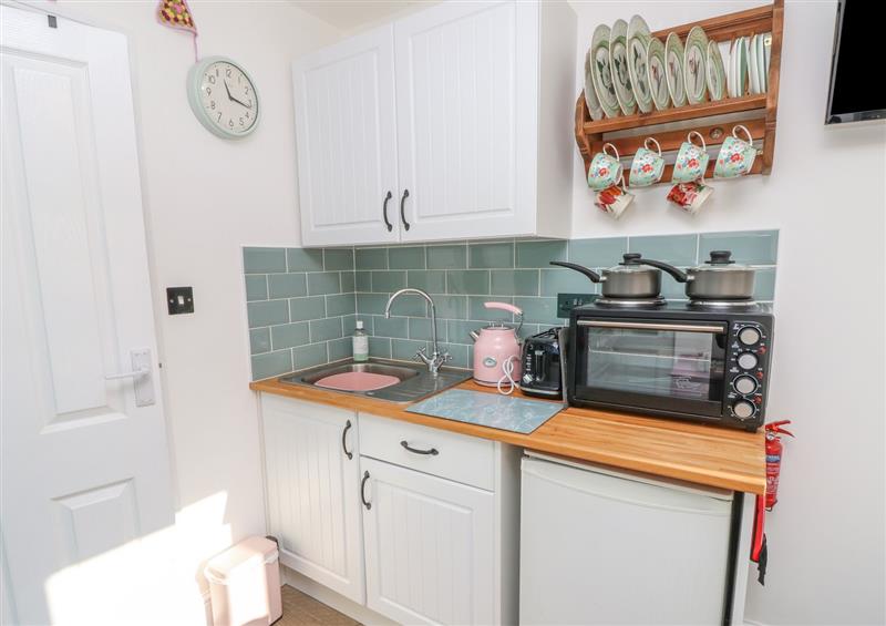 Kitchen at Worsley Annexe, Wroxall