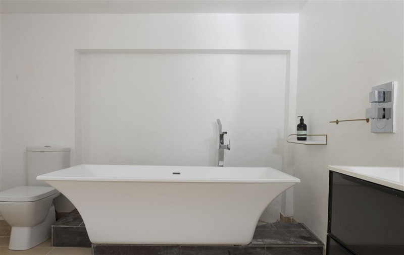 This is the bathroom (photo 2) at Worvas Counthouse, Cornwall