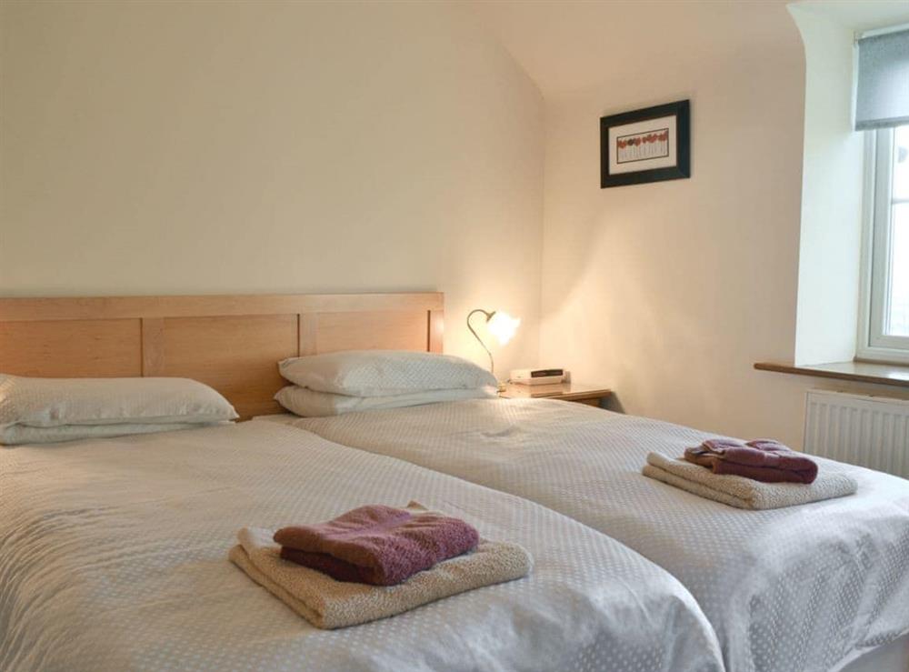 Cosy twin bedroom at Wren Cottage  in Ross on Wye, Herefordshire