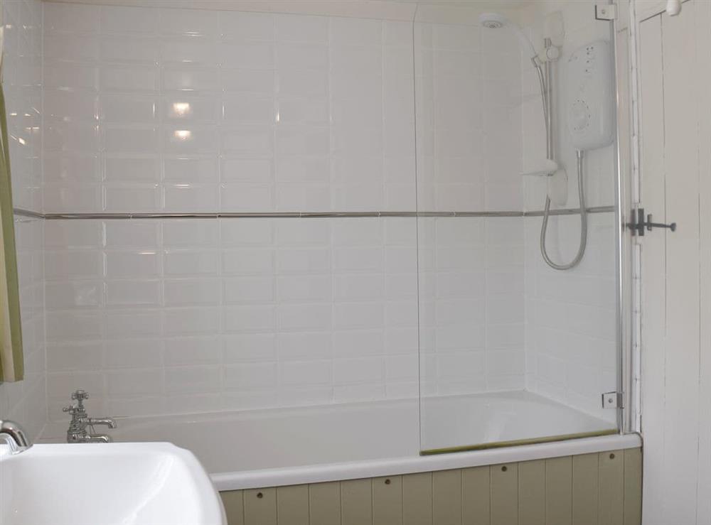 Bathroom at Wren Cottage in Wisset, near Halesworth, Suffolk