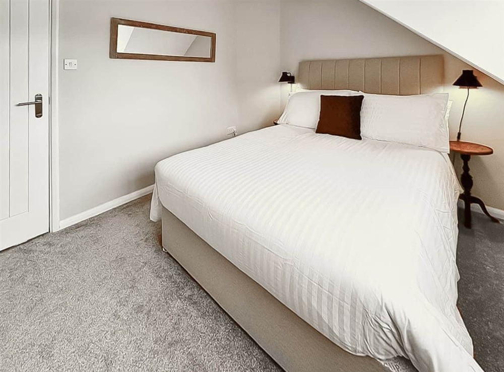 Double bedroom (photo 3) at Wroxham Quays in Wroxham, Norfolk
