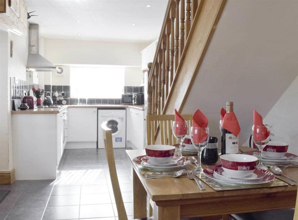 Spacious kitchen and dining areas at Wrth-y-Nant in Kidwelly, Dyfed