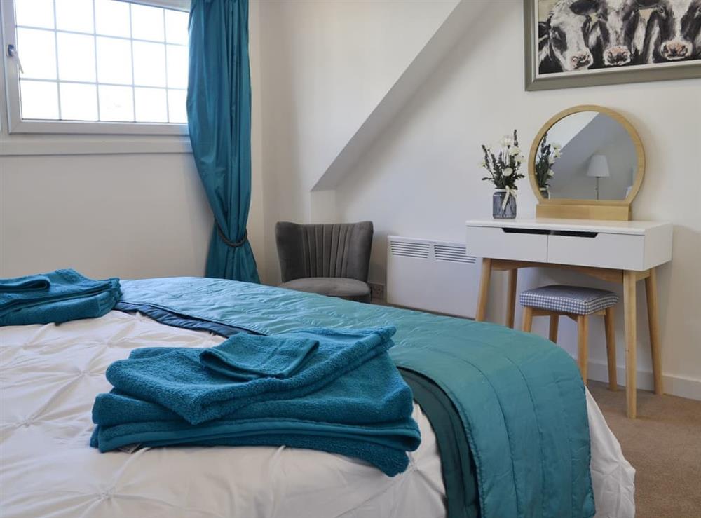 Comfortable double bedroom (photo 3) at Wylies Brae in New Galloway, near Castle Douglas, Kirkcudbrightshire