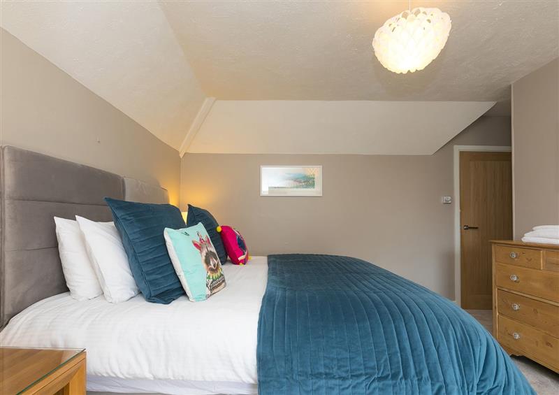 A bedroom in Wyvern (photo 2) at Wyvern, Four Cross near Penryn