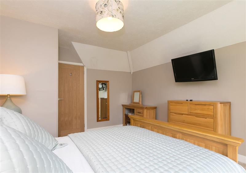 This is a bedroom (photo 3) at Wyvern, Four Cross near Penryn
