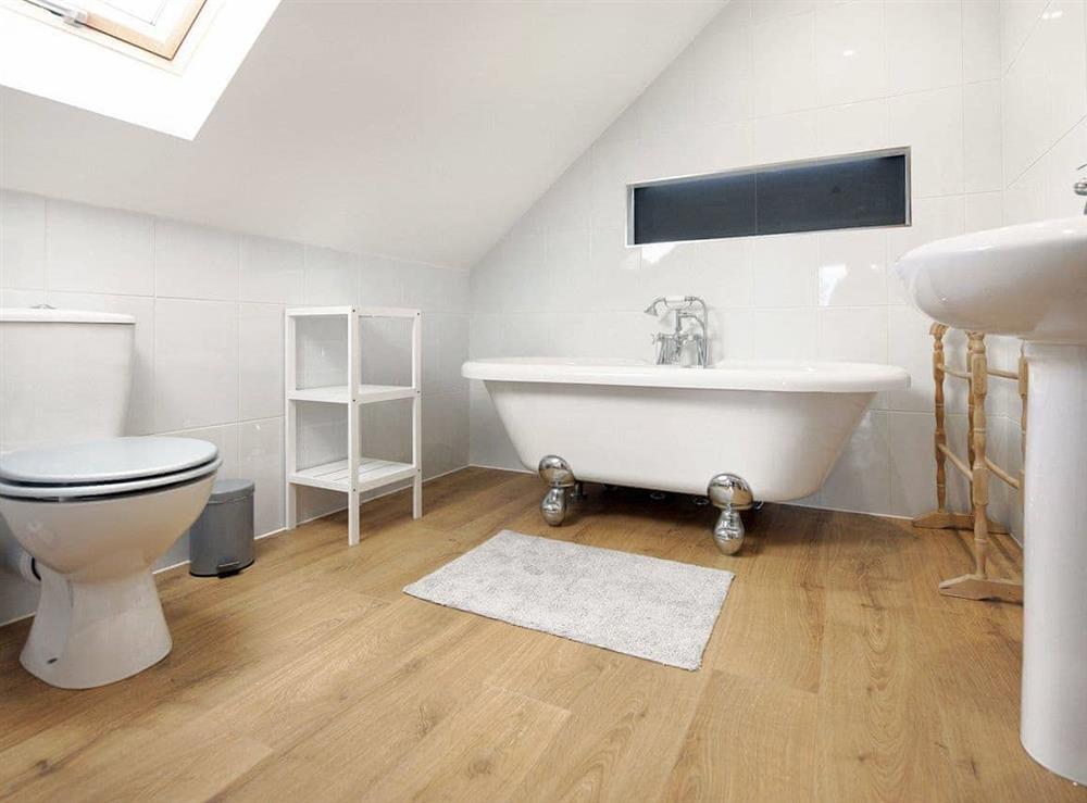 Bathroom with stand alone bath at Y Beudy Bach in Pontyberem, near Kidwelly, Dyfed