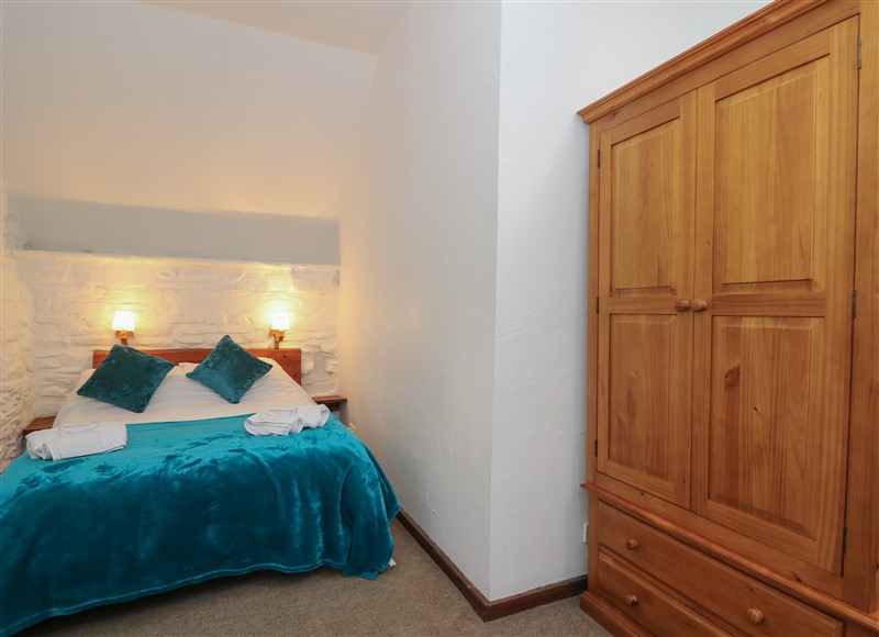 A bedroom in Y Beudy at Y Beudy, Cwmiar near Llanybydder
