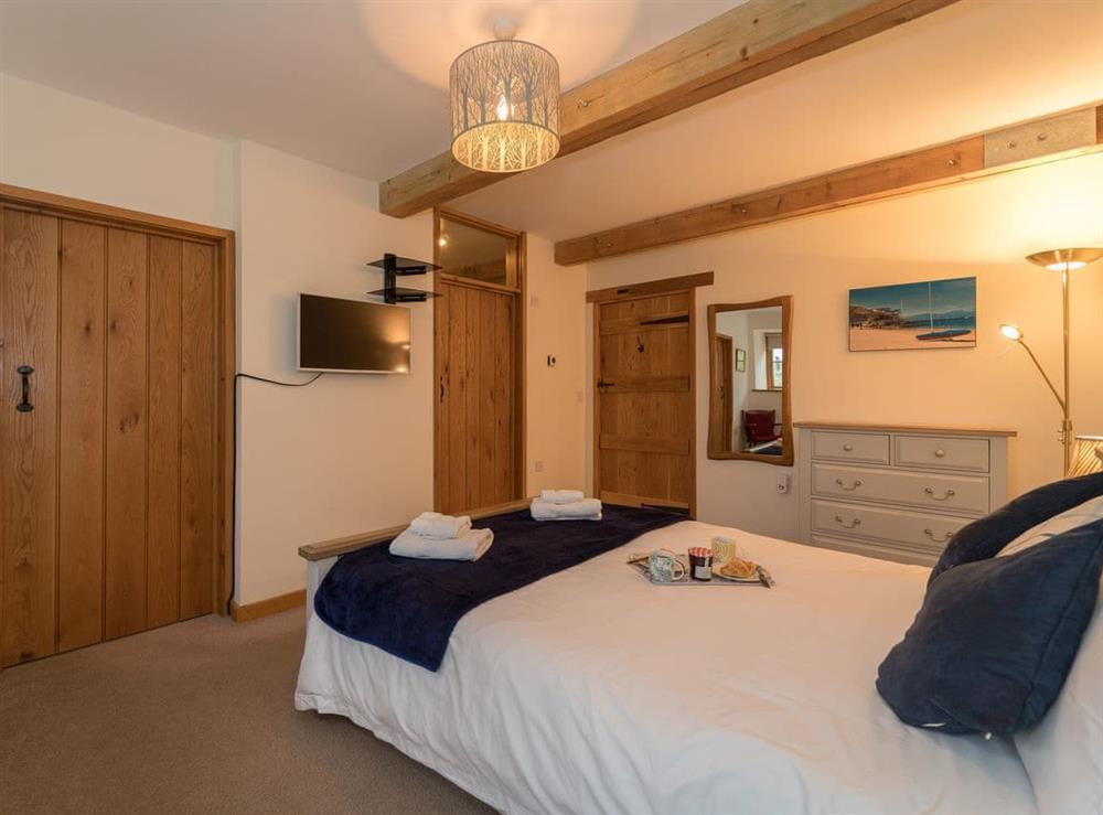Double bedroom (photo 4) at Y Beudy in Pwllglas, near Ruthin, Denbighshire