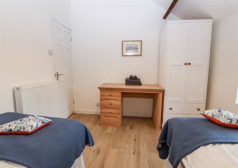 One of the bedrooms (photo 3) at Y Bwthyn, Dyffryn Ardudwy