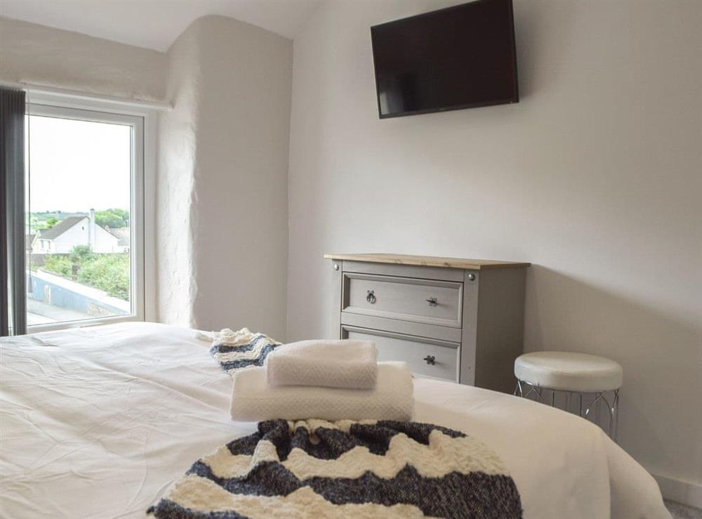 Double bedroom (photo 3) at Y Bwthyn in Haverfordwest, Dyfed