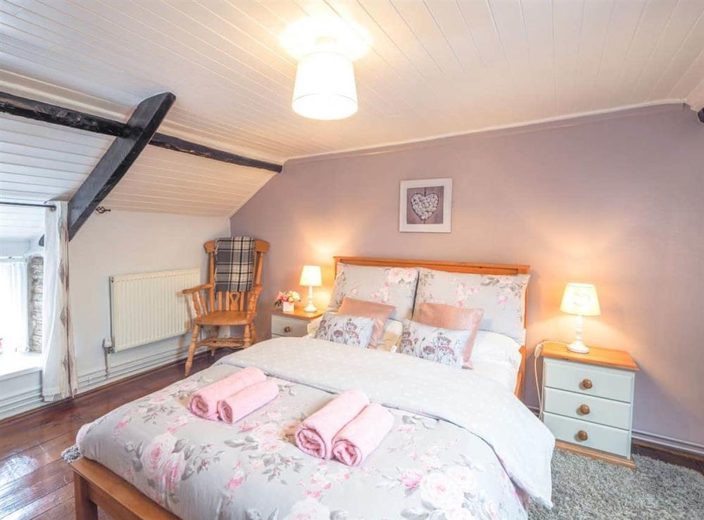 Double bedroom (photo 4) at Y Bwthyn in Talgarreg, near New Quay, Cardigan/Ceredigion, Dyfed