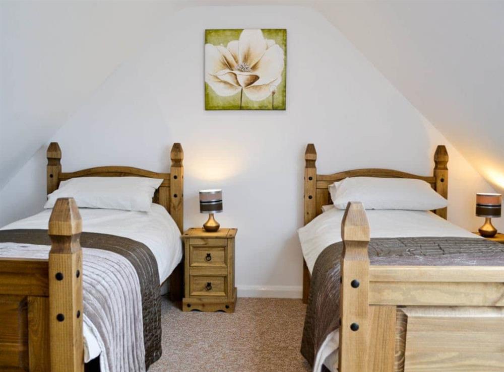 Twin bedroom at Y Bwthyn in Tavernspite, Dyfed