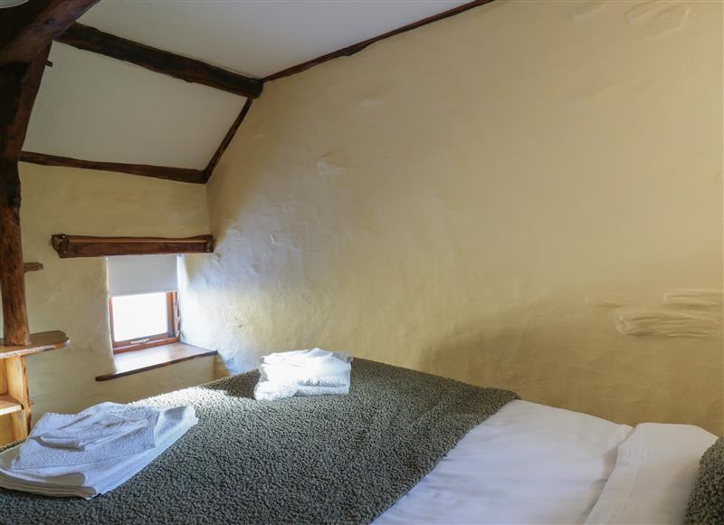 This is a bedroom (photo 2) at Y Cartws, Cwmiar near Llanybydder