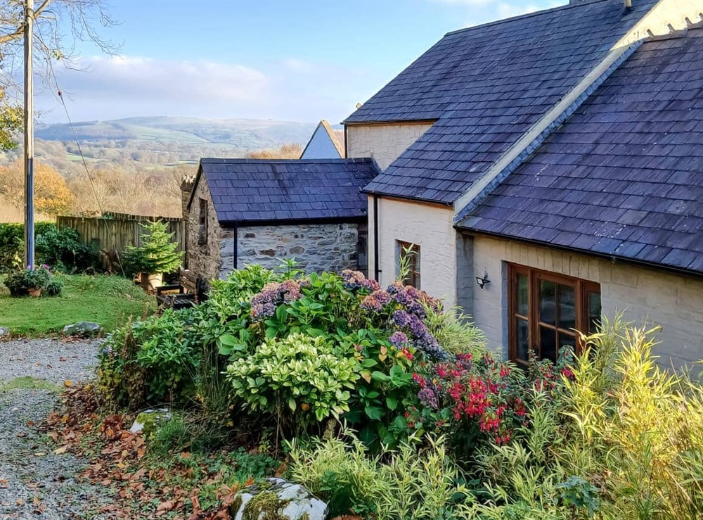 Exterior at Y Cartws in Llanybydder, Dyfed