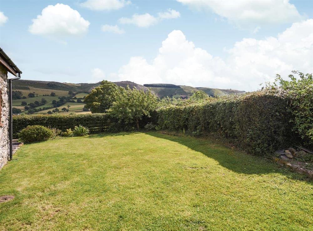 Garden at Y Dderwen in Penybontfawr, Powys