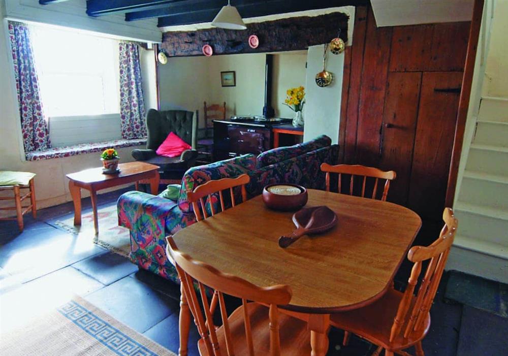 Living room/dining room at Y Gegin in Pwllheli, Gwynedd