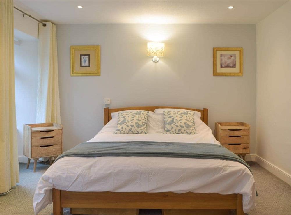 Double bedroom at Y Gwesty Bach Cottages- Y Gwesty Bach in Castle Morris, Dyfed