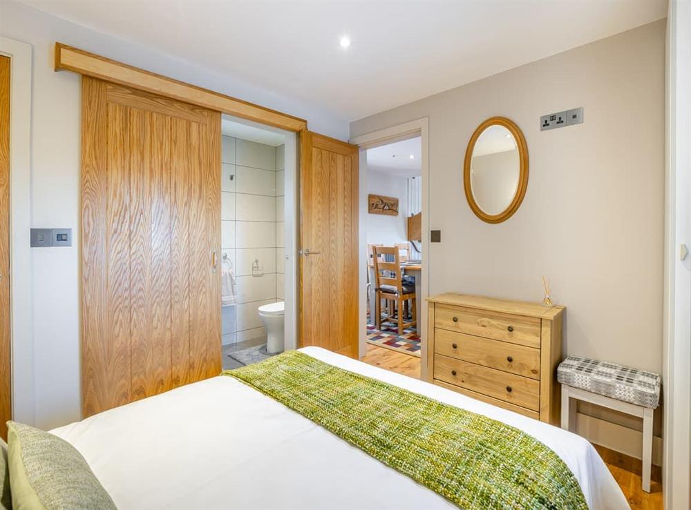 Double bedroom (photo 3) at Y Hen Beudy in Tregaron, Dyfed