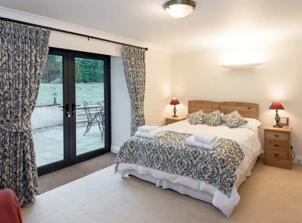 Spacious double bedroom (photo 2) at Yaffle Cottage in Graffham, near Petworth, West Sussex