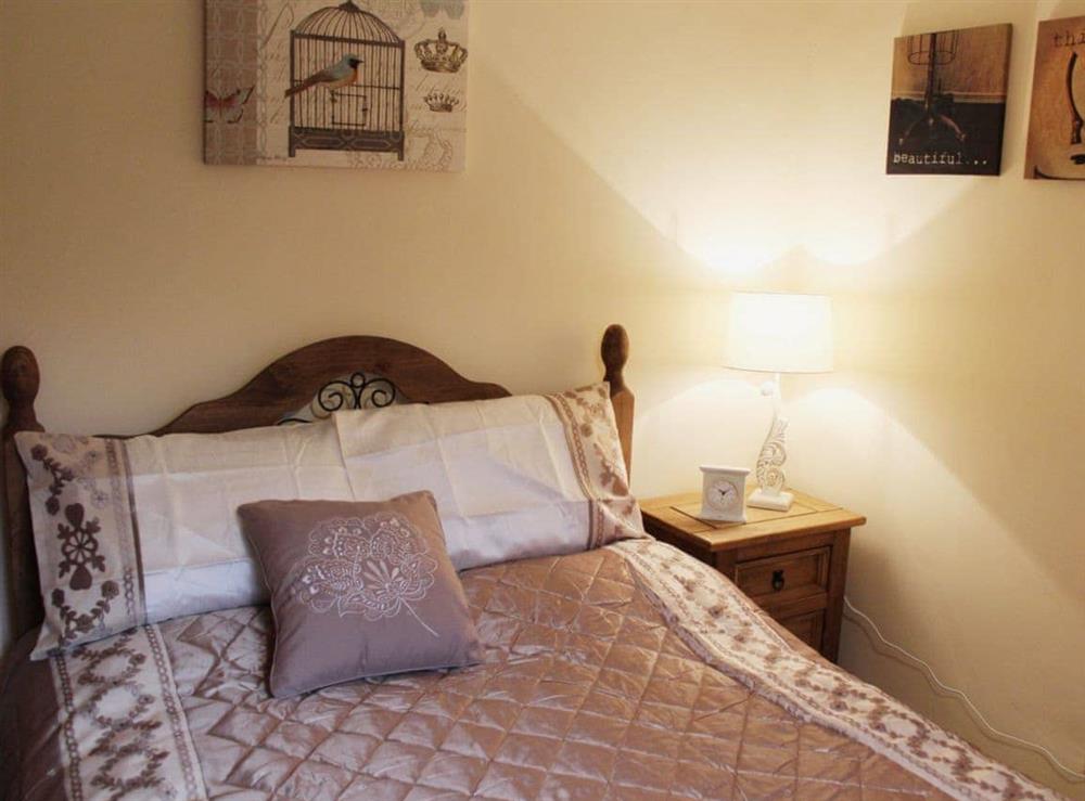 Double bedroom (photo 3) at Yare Cottage in Reedham, Norfolk
