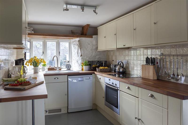 The kitchen (photo 2) at Yetson House, Totnes, Devon