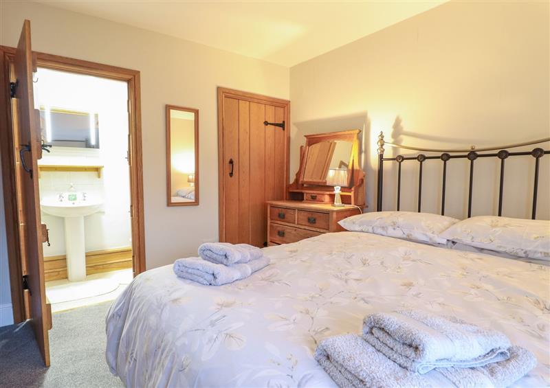 This is a bedroom (photo 2) at Ynys, Dyffryn Ardudwy