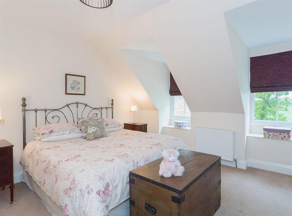 Romantic double bedroom at Yokefleet Cottage in Sandholme, near Beverley, North Humberside