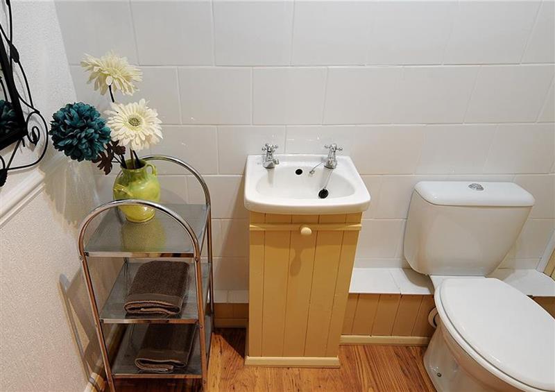 Bathroom at Yonder View, Lyme Regis